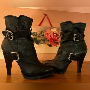 SMOKIN’ HOT Jessica Simpson black butter leather boots size 10! EUC!!!